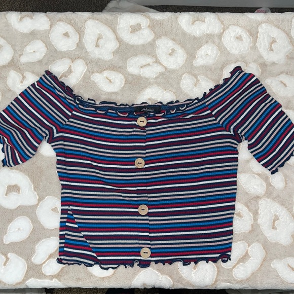 Top - Picture 1 of 1